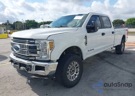 2017 Ford F-250 Xl из США, поврежденный, VIN 1FT7W2BT2HEE85689